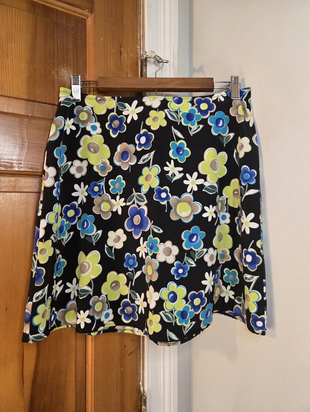 Wrapper Black Circle Skater Skirt with Blue, Green & White Floral Print
